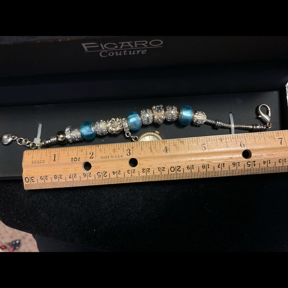 NWOT! IOB! Classic charm watch bracelet. main image 4